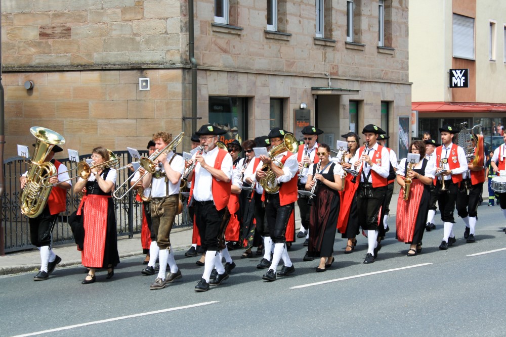 Die Musikkapelle spielt bei verschiedensten Veranstaltungen in Cadolzburg